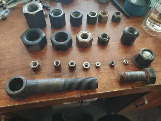 주문 물고기 꼬리 볼트 M24 철로 볼트와 견과류는 부분 레일웨이 슬리퍼 스파이크를 추적합니다 online manufacture