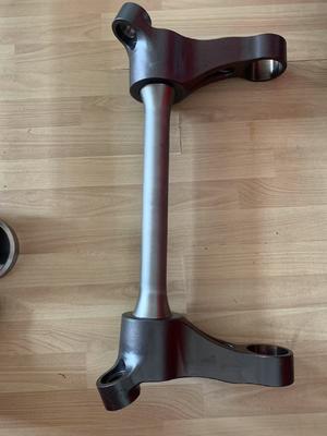 주문 승용차의 맞춤형 설계 철도 서스펜션 시스템 online manufacture