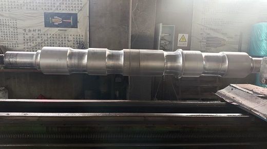 주문 MoS₂ 주입 강철 기차 바퀴, 기차의 오래 지속되는 성능과 내구성 제공 online manufacture