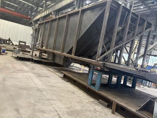 주문 20-80 m3 capacity railway bogie frame shot blasted to SA 2.5 standard for railway cargo transportation online manufacture
